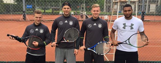Joshua Kimmich, Manuel Neuer, Bernd Leno und Jonathan Tah während der EM 2016 in Frankreich Joshua Kimmich, Manuel Neuer, Bernd Leno und Jonathan Tah während der EM 2016 in Frankreich