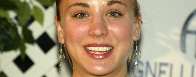 Kaley Cuoco im Jahr 2002 Kaley Cuoco im Jahr 2002