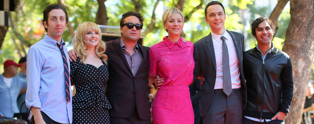 Kaley Cuoco, Johnny Galecki, Jim Parsons und Simon Helberg Kaley Cuoco, Johnny Galecki, Jim Parsons und Simon Helberg