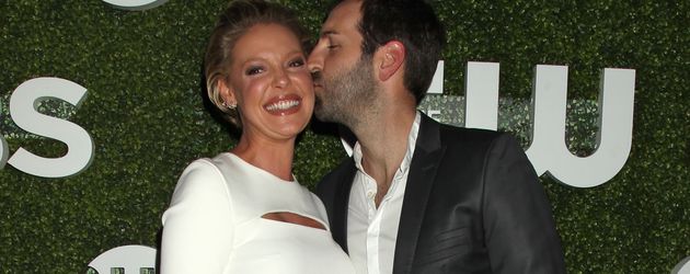 Schwangere Katherine Heigl und Josh Kelley bei der TCA Sommer-Party Schwangere Katherine Heigl und Josh Kelley bei der TCA Sommer-Party