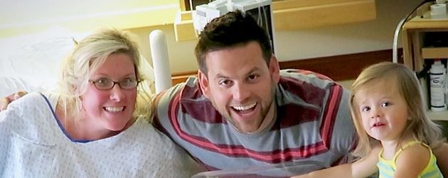 Katie, Cullen und Macey Gaines im Krankenhaus Katie, Cullen und Macey Gaines im Krankenhaus