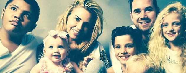 Katie Price und Kieran Hayler mit ihren fünf Kindern Katie Price und Kieran Hayler mit ihren fünf Kindern