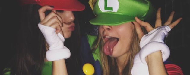Kendall Jenner und Cara Delevingne an Halloween 2014 Kendall Jenner und Cara Delevingne an Halloween 2014
