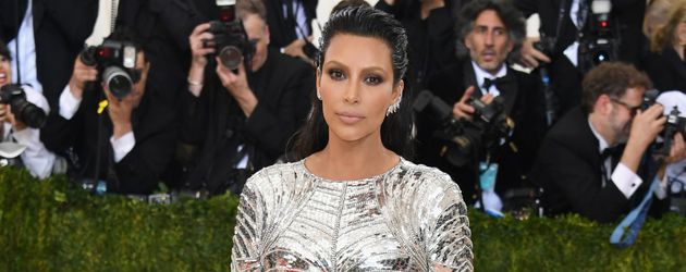 Kim Kardashian bei der Met Gala 2016 Kim Kardashian bei der Met Gala 2016