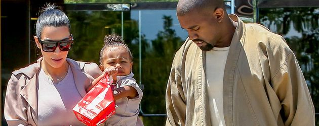 Kim Kardashian, Kanye West und North West Kim Kardashian, Kanye West und North West