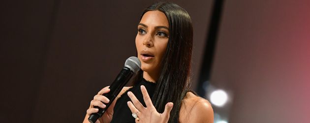 Kim Kardashian im September 2016 bei einer Konferenzin New York Kim Kardashian im September 2016 bei einer Konferenzin New York
