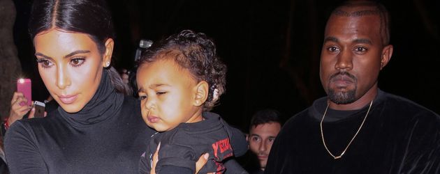Kim Kardashian, Kanye West und North West Kim Kardashian, Kanye West und North West