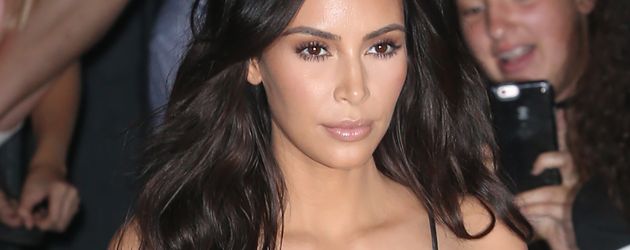 Kim Kardashian vor dem Kanye West-Konzert in New York Kim Kardashian vor dem Kanye West-Konzert in New York
