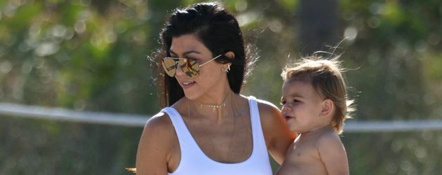 Kourtney Kardashian, Penelope Disick und Reign Disick Kourtney Kardashian, Penelope Disick und Reign Disick