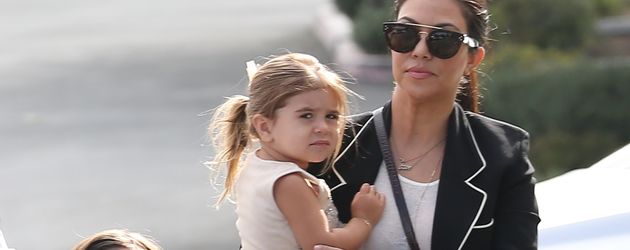 Kourtney Kardashian, Penelope Disick und Mason Disick Kourtney Kardashian, Penelope Disick und Mason Disick