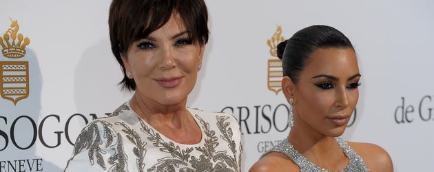 Kris Jenner und Kim Kardashian im Mai 2016 bei den 69. Filmfestspielen in Cannes Kris Jenner und Kim Kardashian im Mai 2016 bei den 69. Filmfestspielen in Cannes