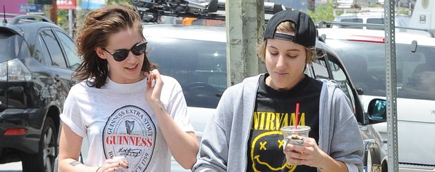 Kristen Stewart und Alicia Cargile Kristen Stewart und Alicia Cargile