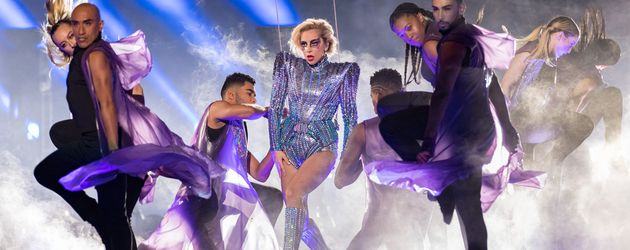 Lady Gaga bei der Super Bowl Halbzeitshow Lady Gaga bei der Super Bowl Halbzeitshow