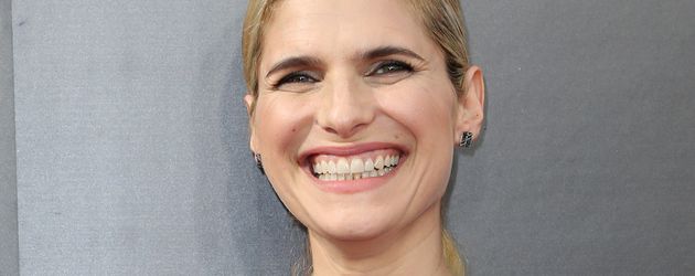 Lake Bell lacht auf dem roten Teppich Lake Bell lacht auf dem roten Teppich