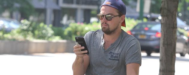 Leonardo DiCaprio bei einer Fahrradtour durch Manhattan Leonardo DiCaprio bei einer Fahrradtour durch Manhattan