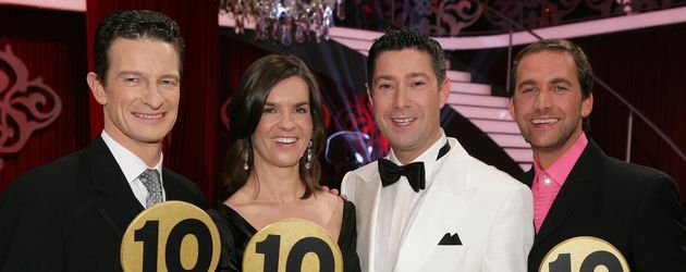"Let's Dance"-Jury 2006: Michael Hull, Katarina Witt, Joachim Llambi und Markus Schöffl (v.l.) "Let's Dance"-Jury 2006: Michael Hull, Katarina Witt, Joachim Llambi und Markus Schöffl (v.l.)