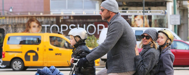 Liev Schreiber und Naomi Watts mit ihren zwei Söhnen Liev Schreiber und Naomi Watts mit ihren zwei Söhnen