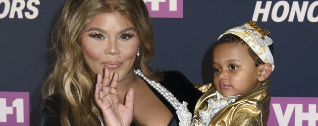 Lil Kim und Töchterchen Royal Reign bei den VH1 Hip Hop Honors Lil Kim und Töchterchen Royal Reign bei den VH1 Hip Hop Honors