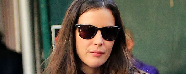Liv Tyler und Sailor Gene Gardner Liv Tyler und Sailor Gene Gardner