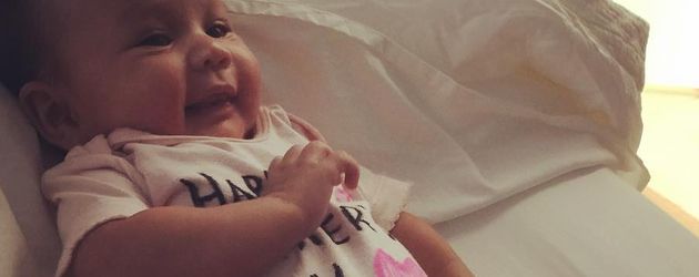 Luna Simone, das Baby von John Legend und Chrissy Teigen Luna Simone, das Baby von John Legend und Chrissy Teigen