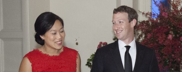 Mark Zuckerberg Mark Zuckerberg
