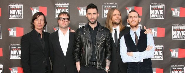 adam levine adam levine