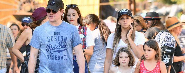 Matt Damon mit seiner Frau Luciana Barroso und den Töchtern Stella und Gia Matt Damon mit seiner Frau Luciana Barroso und den Töchtern Stella und Gia