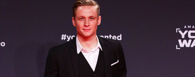 Matthias Schweighöfer bei der Premiere "You Are Wanted" in Berlin Matthias Schweighöfer bei der Premiere "You Are Wanted" in Berlin