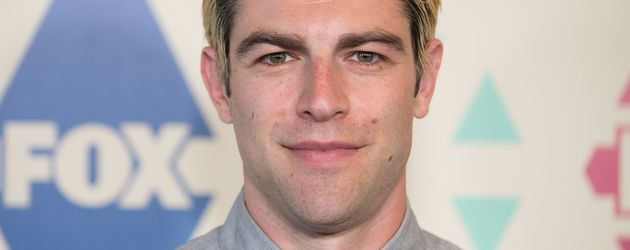 Max Greenfield Max Greenfield