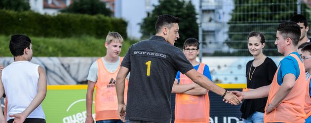 Mesut Özil Mesut Özil