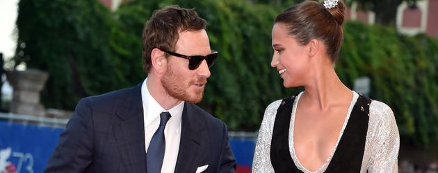 Michael Fassbender und Alicia Vikander auf der "The Light Between Oceans"-Premiere in Venedig 2016 Michael Fassbender und Alicia Vikander auf der "The Light Between Oceans"-Premiere in Venedig 2016