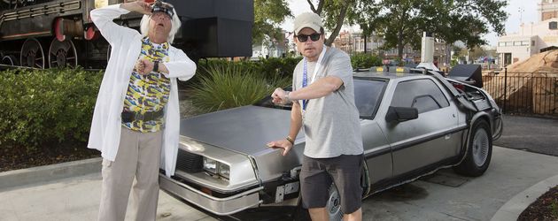 Christopher Lloyd und Michael J. Fox beim Besuch des "Universal Orlando"-Studios Christopher Lloyd und Michael J. Fox beim Besuch des "Universal Orlando"-Studios