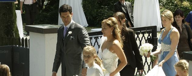 Michael und Simone Ballack bei ihrer Hochzeit am Starnberger See 2008 Michael und Simone Ballack bei ihrer Hochzeit am Starnberger See 2008