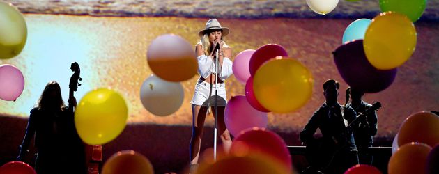 Miley Cyrus singt bei den Billboard Music Awards 2017 Miley Cyrus singt bei den Billboard Music Awards 2017