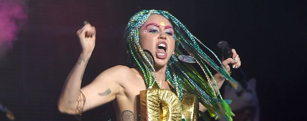 Miley Cyrus auf der Bühne Miley Cyrus auf der Bühne