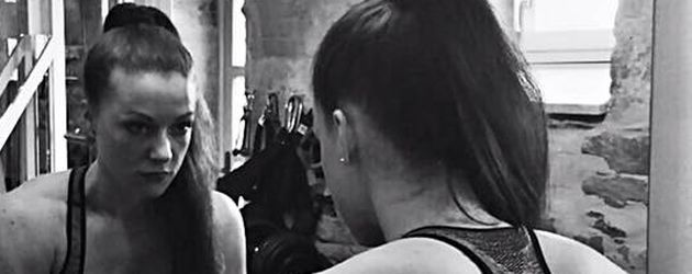 Ex-"Bachelor"-Kandidatin Nena Buddemeier im Fitnessstudio Ex-"Bachelor"-Kandidatin Nena Buddemeier im Fitnessstudio