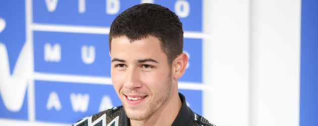 Nick Jonas bei der Verleihung der 2016 MTV Video Music Awards im Madison Square Garden in New York Nick Jonas bei der Verleihung der 2016 MTV Video Music Awards im Madison Square Garden in New York