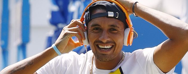 Nick Kyrgios bei einer Fotosession am Court 17 im Melbourne Nick Kyrgios bei einer Fotosession am Court 17 im Melbourne