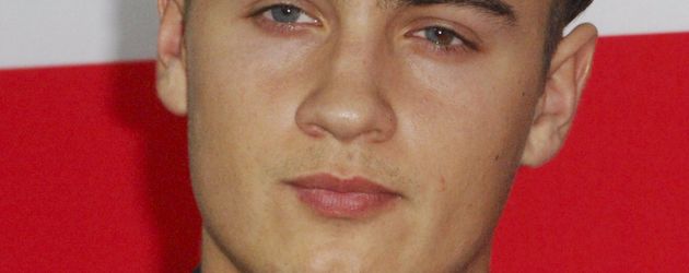 Brandon Thomas Lee Brandon Thomas Lee