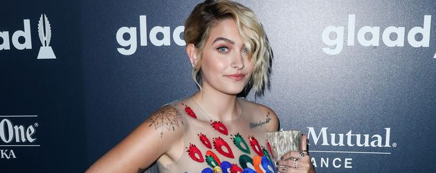Paris Jackson bei den 28. GLAAD Media Awards 2017 Paris Jackson bei den 28. GLAAD Media Awards 2017