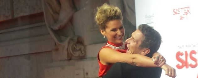 Janni Hönscheid und Peer Kusmagk im Theater des Westens Janni Hönscheid und Peer Kusmagk im Theater des Westens