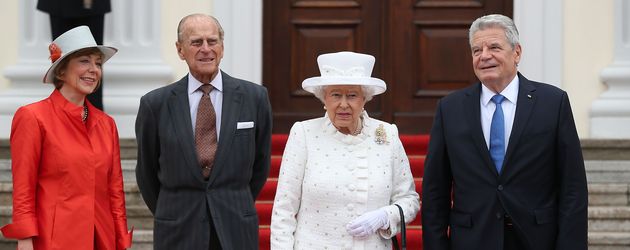 Queen Elizabeth II., Prinz Philip und Joachim Gauck Queen Elizabeth II., Prinz Philip und Joachim Gauck