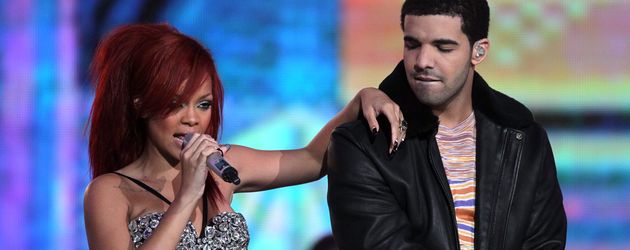 Rihanna und Drake bei einem Auftritt im Jahr 2011 Rihanna und Drake bei einem Auftritt im Jahr 2011