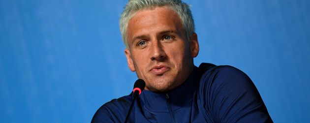 Ryan Lochte bei einer Olympia-Pressekonferenz in Rio de Janeiro Ryan Lochte bei einer Olympia-Pressekonferenz in Rio de Janeiro