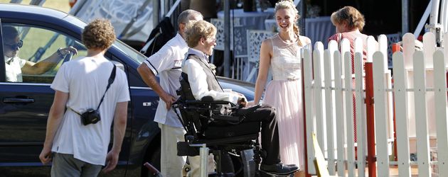 Samuel Koch und Sarah Elena Tempe bei ihrer standesamtlichen Hochzeit Samuel Koch und Sarah Elena Tempe bei ihrer standesamtlichen Hochzeit