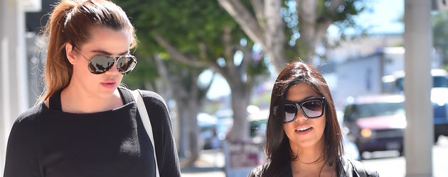 Khloe Kardashian und Kourtney Kardashian Khloe Kardashian und Kourtney Kardashian