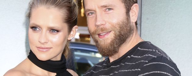 Teresa Palmer und Mark Webber bei der Premiere von "Lights Out" Teresa Palmer und Mark Webber bei der Premiere von "Lights Out"