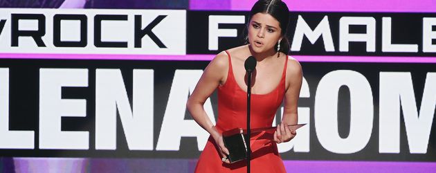 Selena Gomez bei den American Music Awards 2016 Selena Gomez bei den American Music Awards 2016