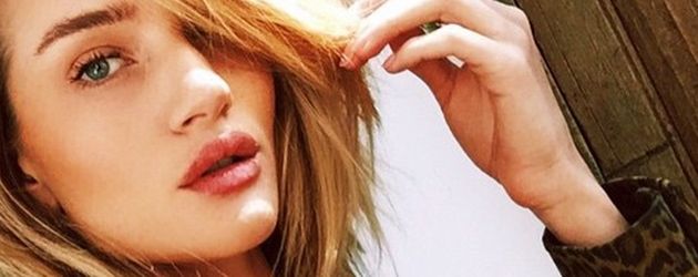Rosie Huntington-Whiteley Rosie Huntington-Whiteley