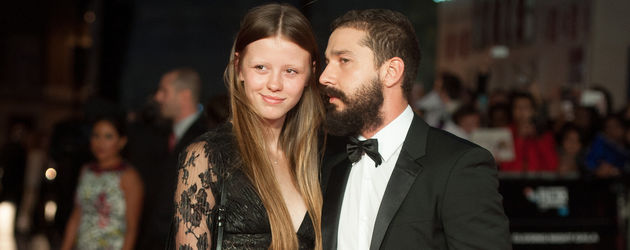 Shia LaBeouf und Mia Goth Shia LaBeouf und Mia Goth